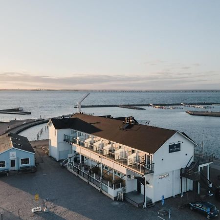 Hotell Hamnen Färjestaden エクステリア 写真