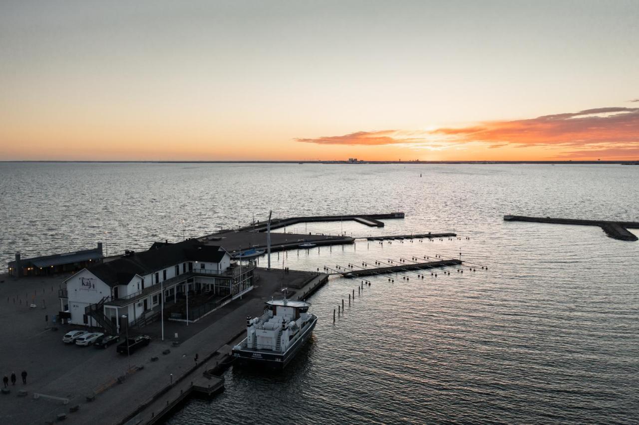Hotell Hamnen Färjestaden エクステリア 写真