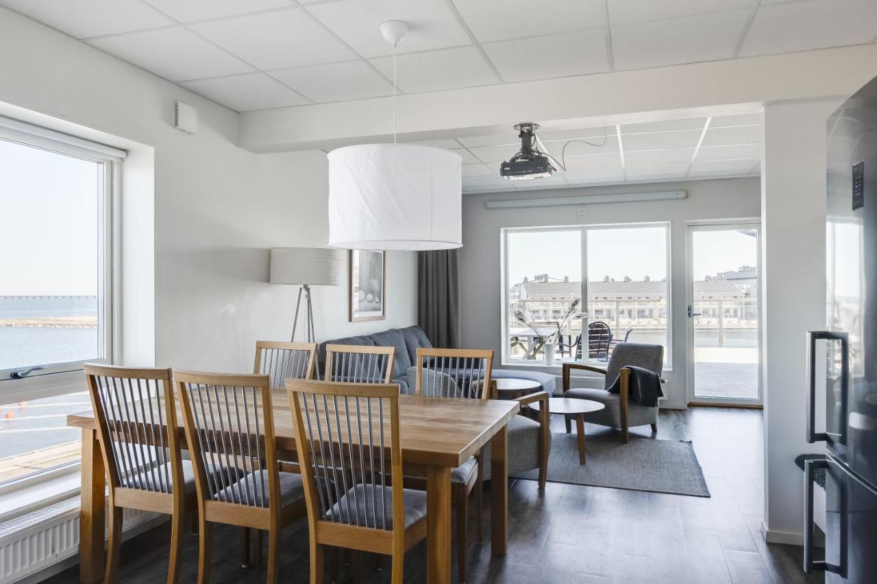 Hotell Hamnen Färjestaden エクステリア 写真