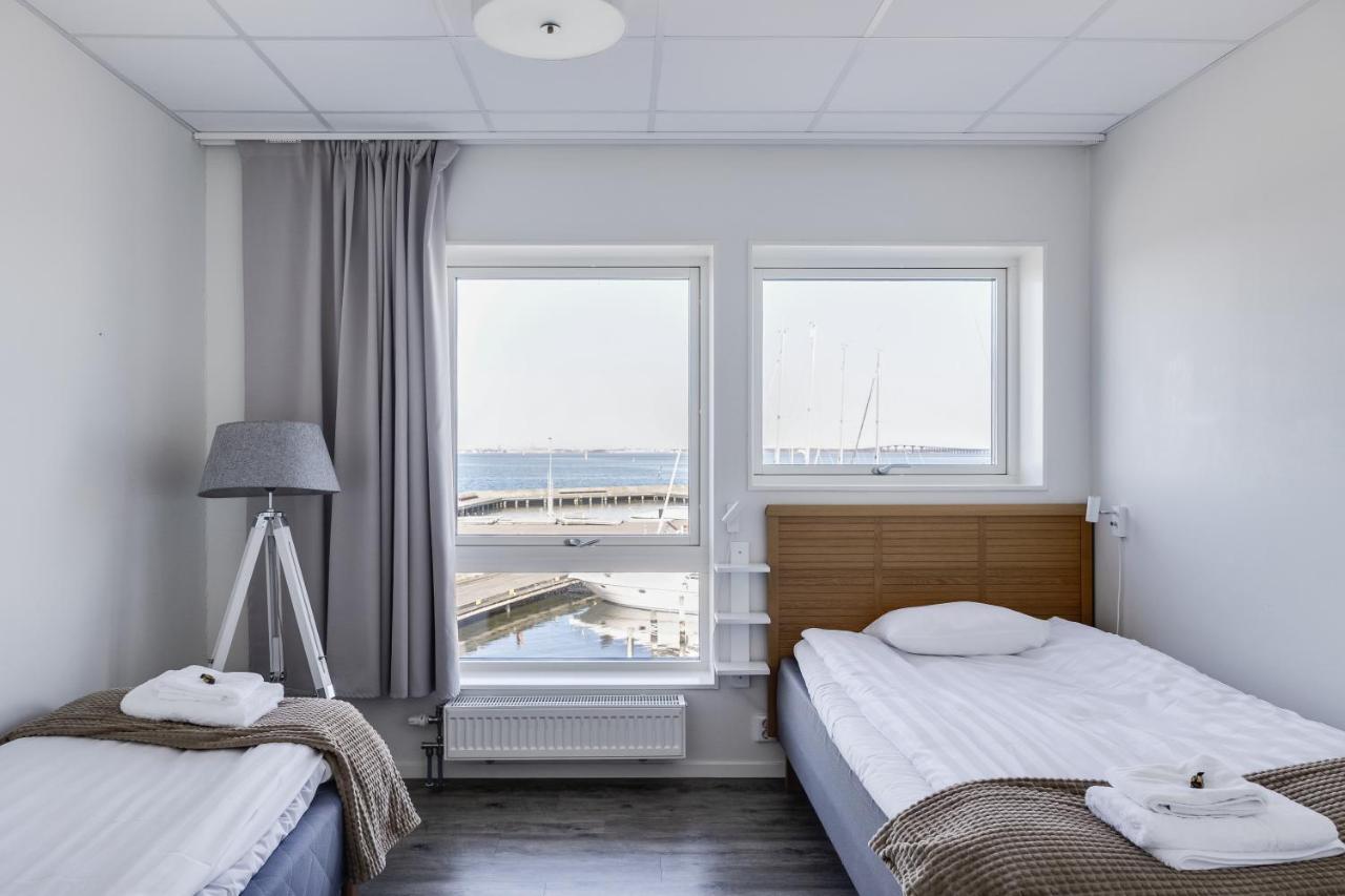 Hotell Hamnen Färjestaden エクステリア 写真