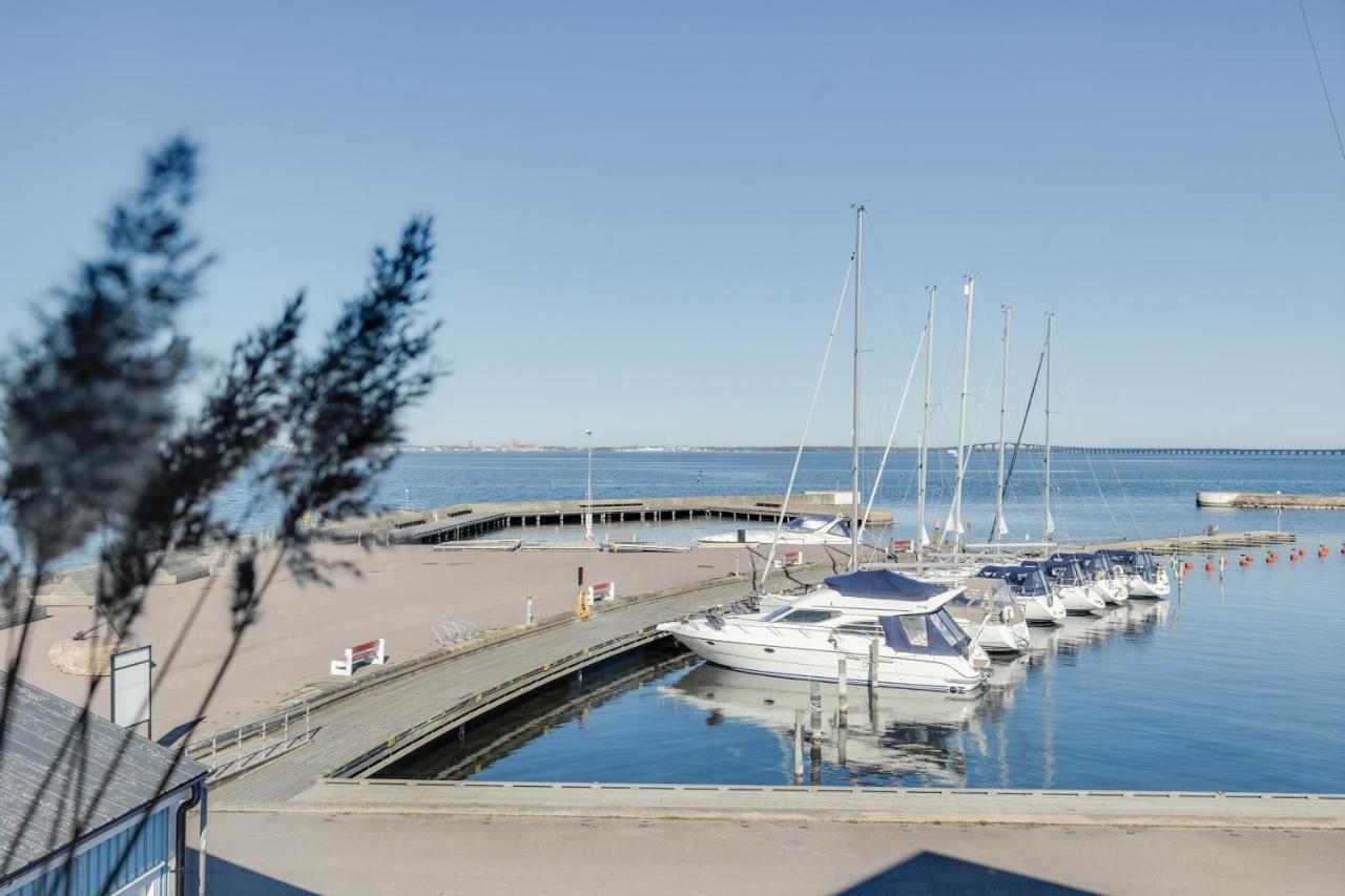 Hotell Hamnen Färjestaden エクステリア 写真