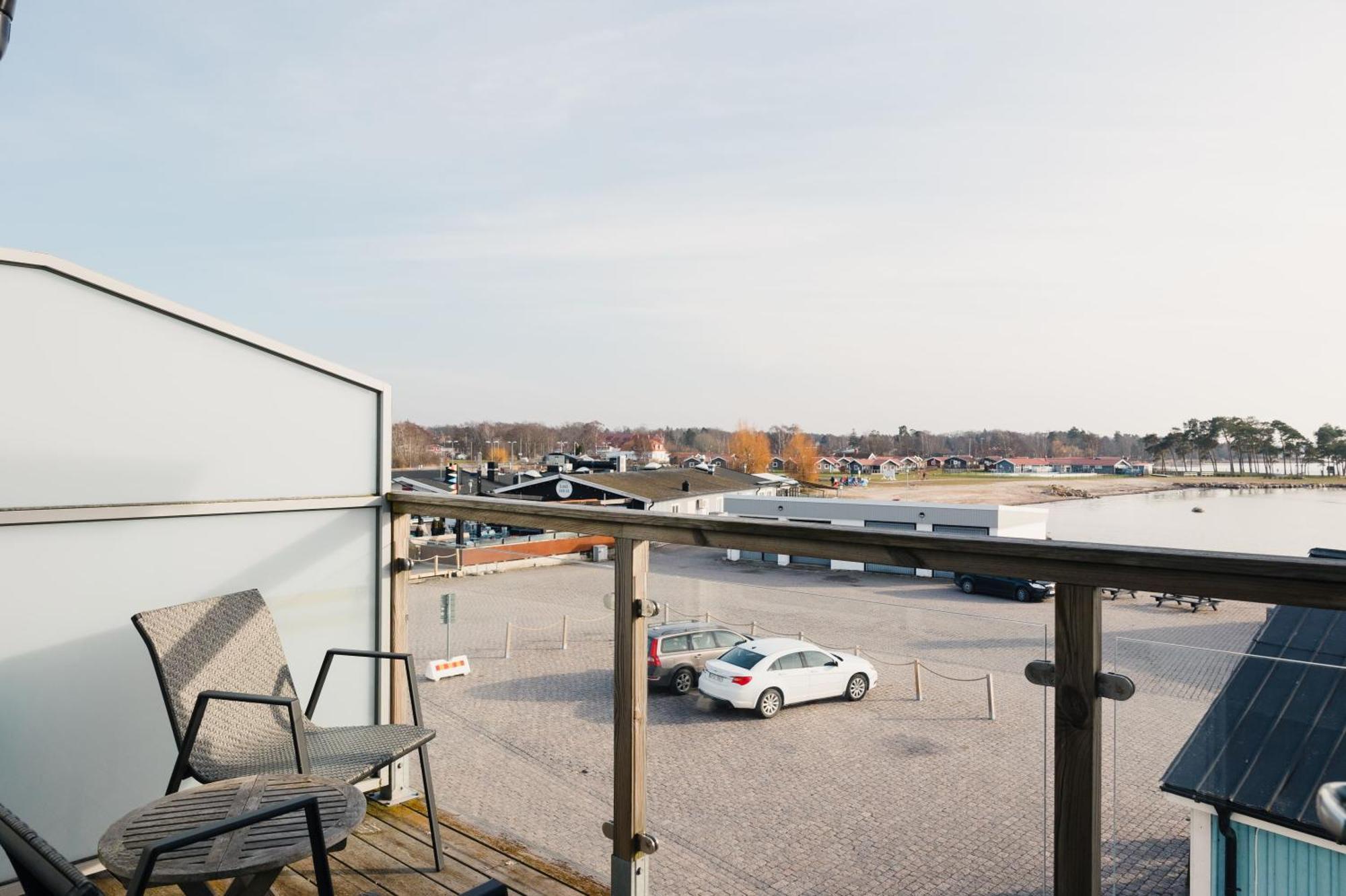 Hotell Hamnen Färjestaden エクステリア 写真