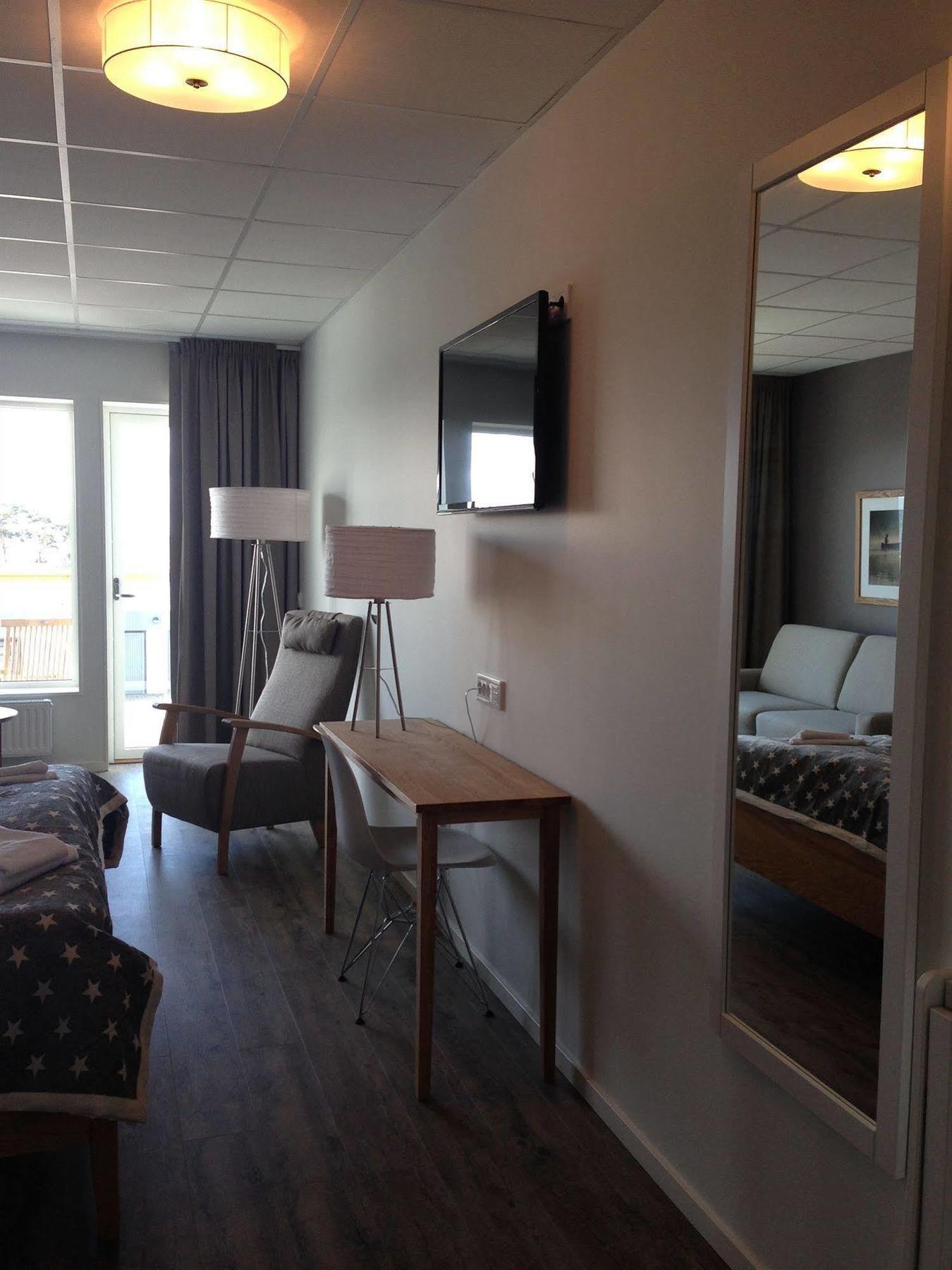 Hotell Hamnen Färjestaden エクステリア 写真